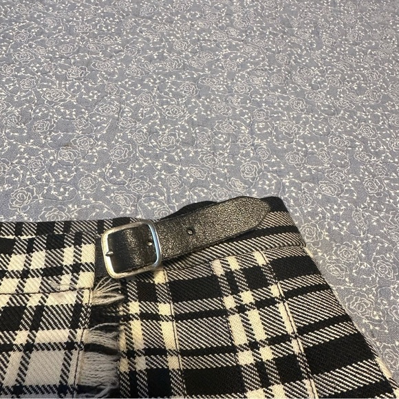 The Works Saks Fifth Avenue Skirt Vtg Wrap Black & White Plaid Wool Kilt Size 6 - Picture 5 of 10